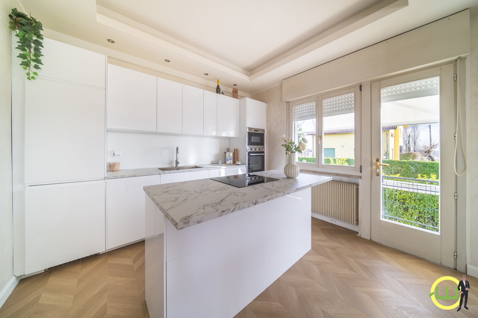 Media numero 6 di VILLA SINGOLA CON GIARDINO ESCLUSIVO A MANZINELLO