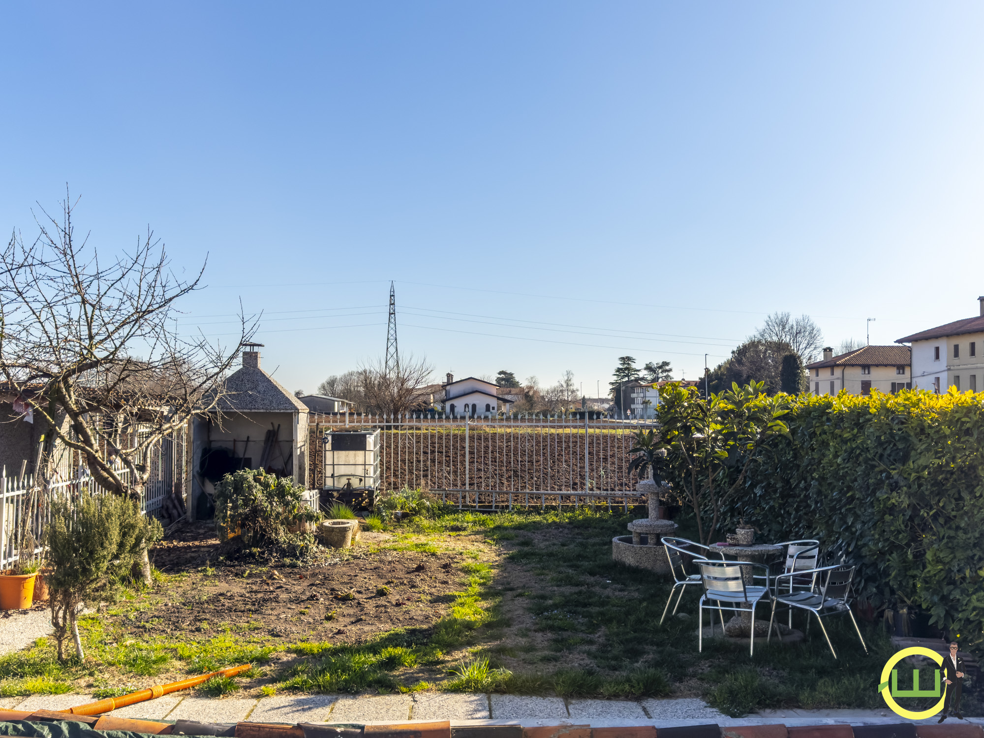 Media numero 35 di LUMINOSA PORZIONE DI BIFAMILIARE CON GIARDINO   A  CODROIPO