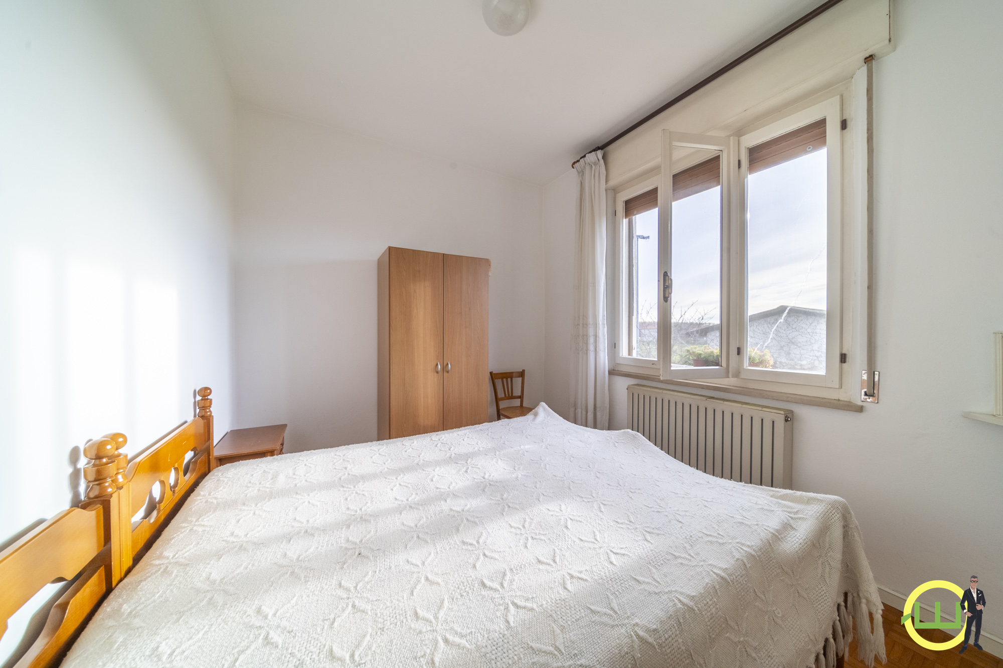 Media numero 23 di STORICA CASA ACCOSTATA CON TRE CAMERE, GARAGE E GIARDINO