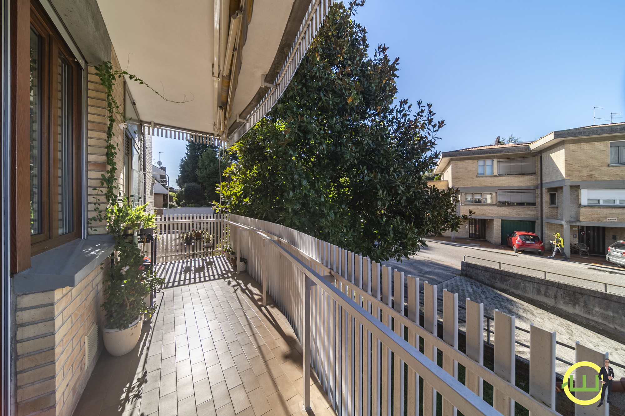 Media numero 16 di LUMINOSO E CENTRALISSIMO APPARTAMENTO A CODROIPO