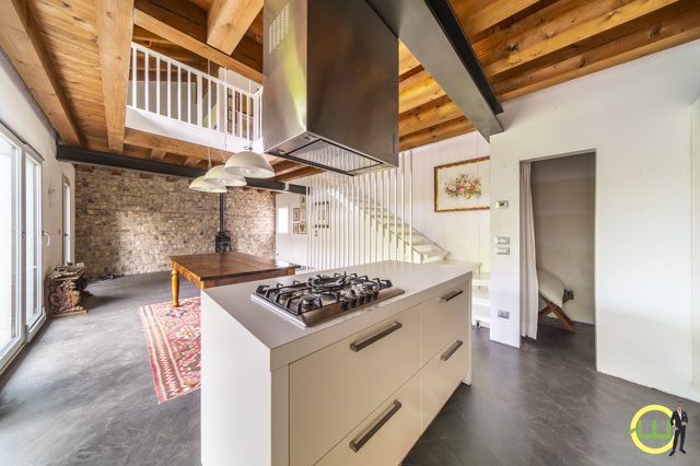 Media numero 12 di SPLENDIDA CASA DAL RECUPERO DALL ARCHITETTURA ANTICA/MODERNA (S.MARTINO AL TAGLIAMENTO)