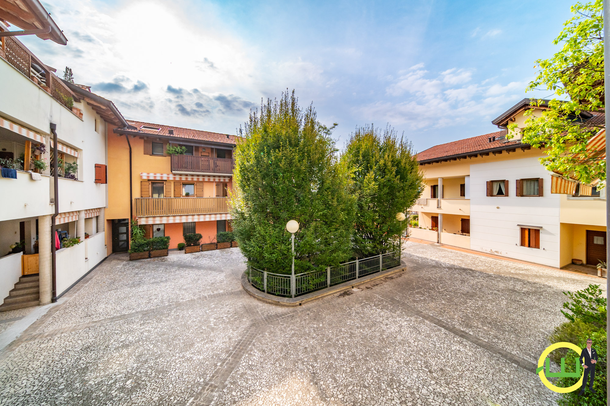 Media numero 15 di PERFETTO APPARTAMENTO BICAMERE TERRAZZATO IN CENTRO A CORMONS