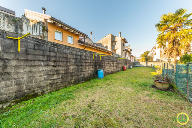 Media numero 18 di BICAMERE CON TERRAZZA E ORTO (CORMONS)