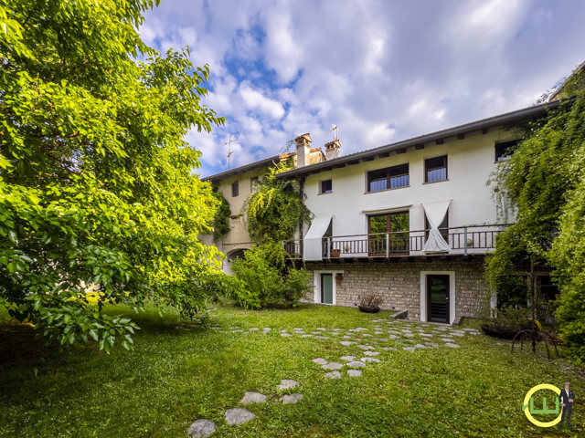 Media numero 32 di SPLENDIDA CASA DAL RECUPERO DALL ARCHITETTURA ANTICA/MODERNA (S.MARTINO AL TAGLIAMENTO)
