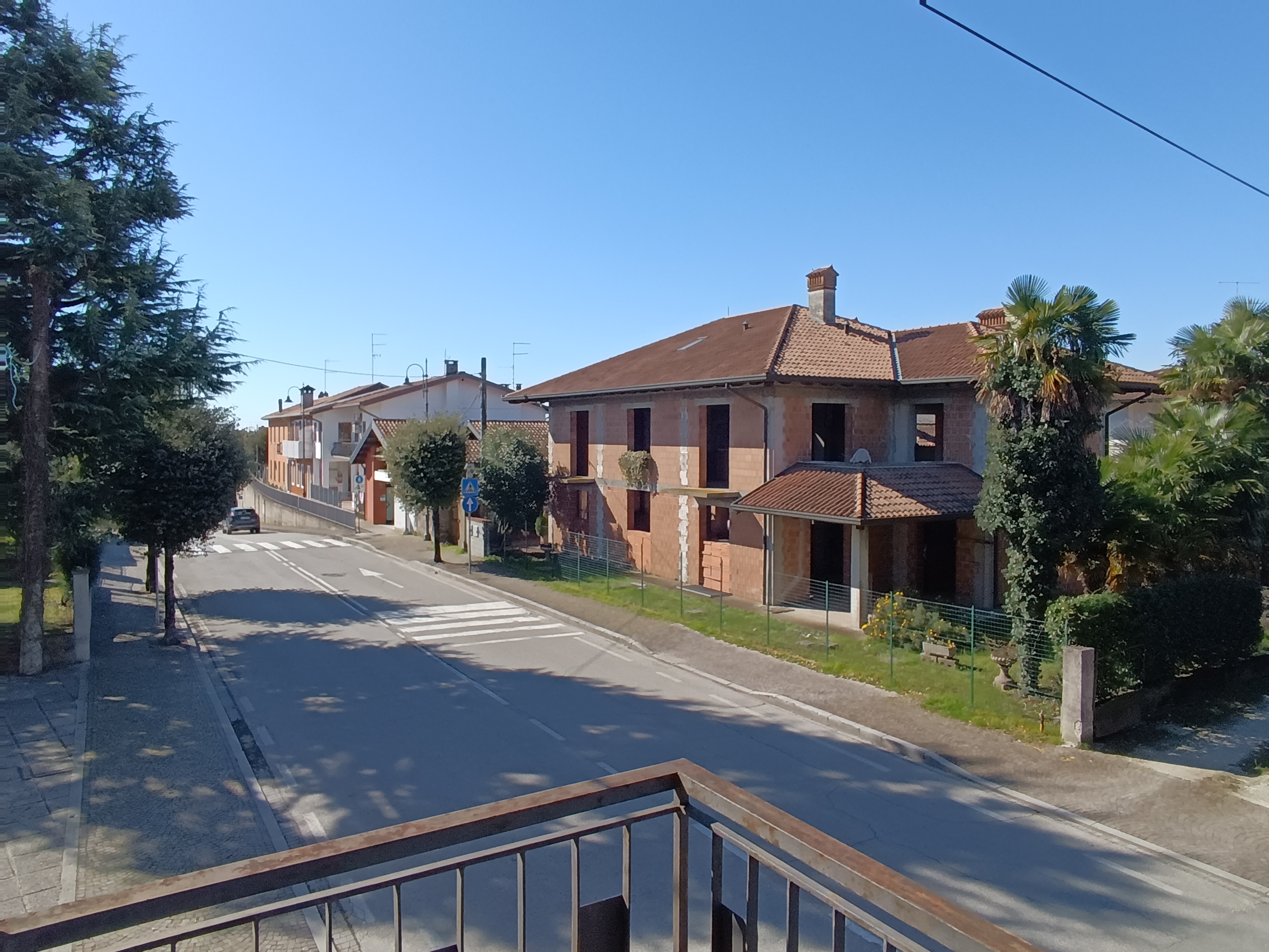 Media numero 10 di APPARTAMENTO BICAMERE CON GENEROSO SALOTTO IN VIA ROMA A SAN GIOVANNI AL NATISONE