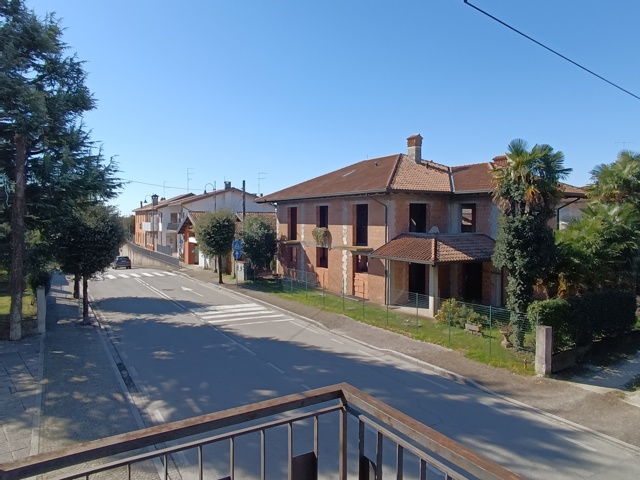 Media numero 10 di APPARTAMENTO BICAMERE CON GENEROSO SALOTTO IN VIA ROMA A SAN GIOVANNI AL NATISONE