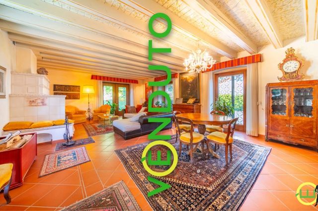 Immagine di CASALE RUSTICO DI RARA BELLEZZA MORUZZO