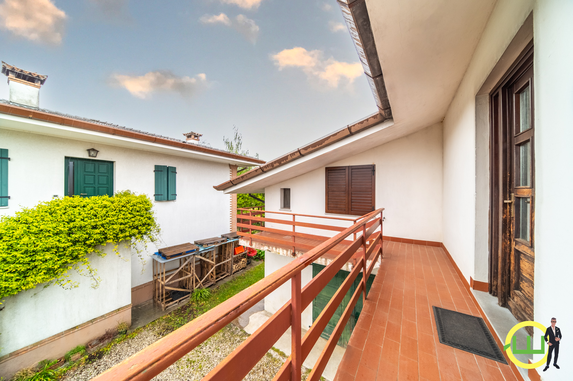 Media numero 2 di CASA SINGOLA CON DUE CAMERE E GENEROSA TAVERNA A PREPOTTO