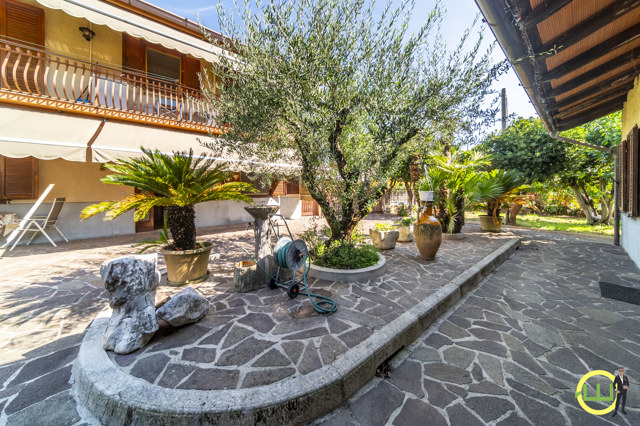 Media numero 34 di CASA INDIPENDENTE CON DEPANDACE POZZUOLO DEL FRIULI