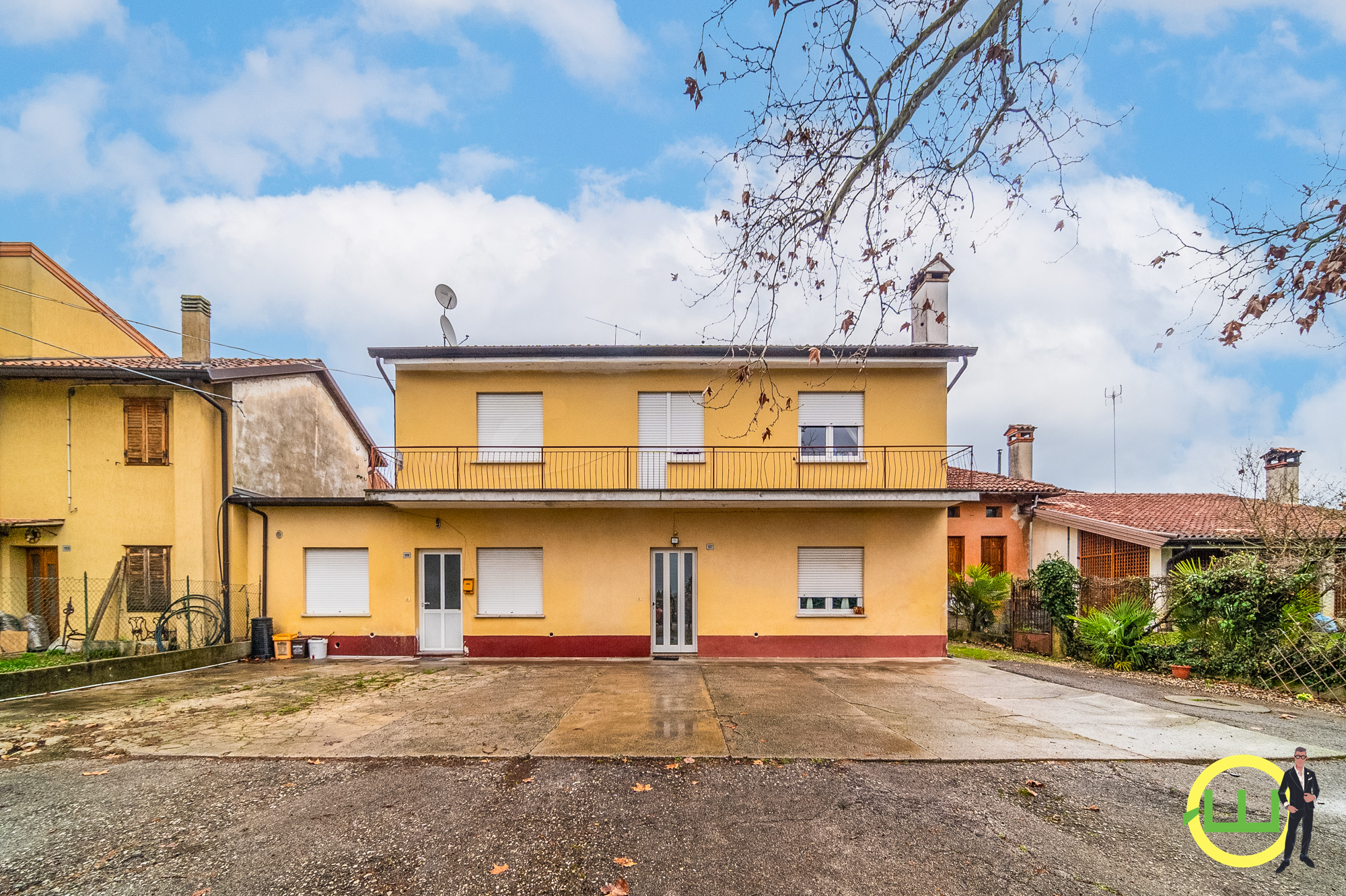 Media numero 2 di DUE APPARTAMENTI IN CASA BIFAMILIARE A MEDEUZZA SAN GIOVANNI AL NATISONE