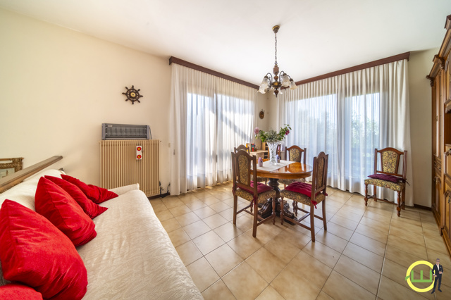Media numero 2 di BUJA CASA INDIPENDENTE IN ZONA ESCLUSIVA
