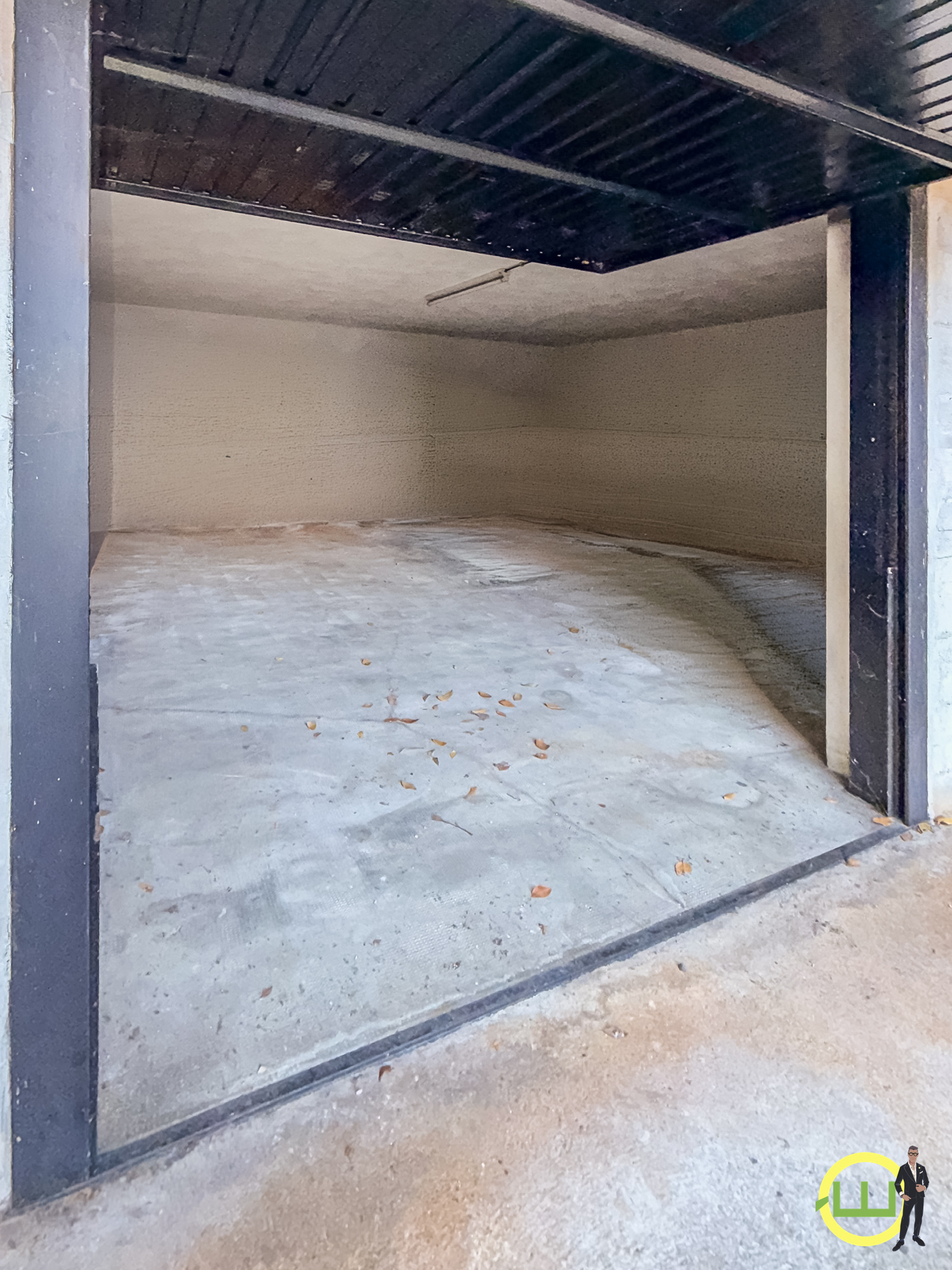 Media numero 37 di SPAZIOSA CASA INDIPENDENTE CON DOPPIO GARAGE E GIARDINO