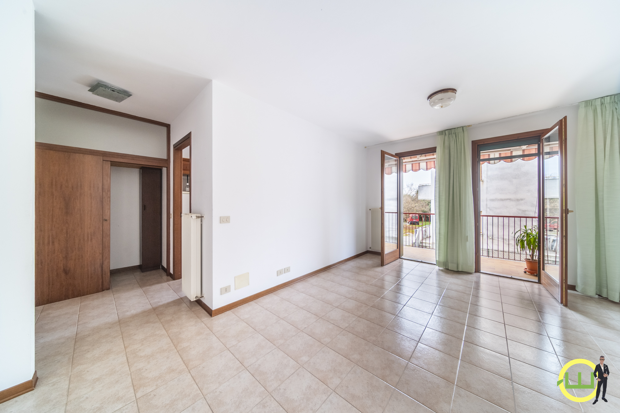 Media numero 7 di APPARTAMENTO TERRAZZATO CON 2 CAMERE DA LETTO E 2 SERVIZI IN CENTRO A CORMONS