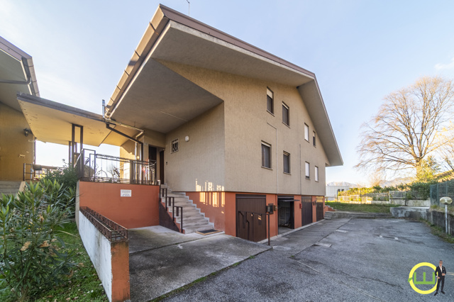 Media numero 17 di BUJA APPARTAMENTO PRIMO PIANO IN QUADRIFAMILIARE CON GARAGE!