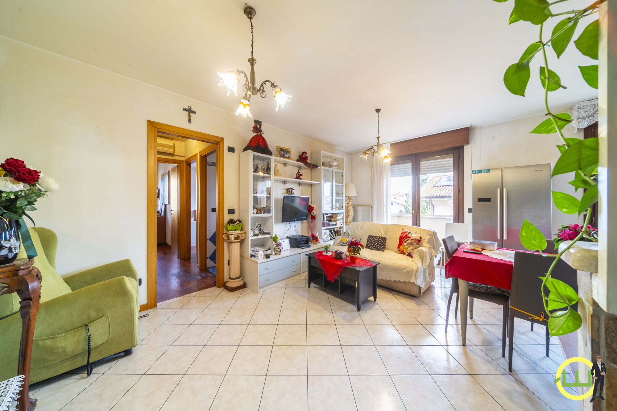 Media numero 4 di LUMINOSO APPARTAMENTO CON GARAGE A CODROIPO