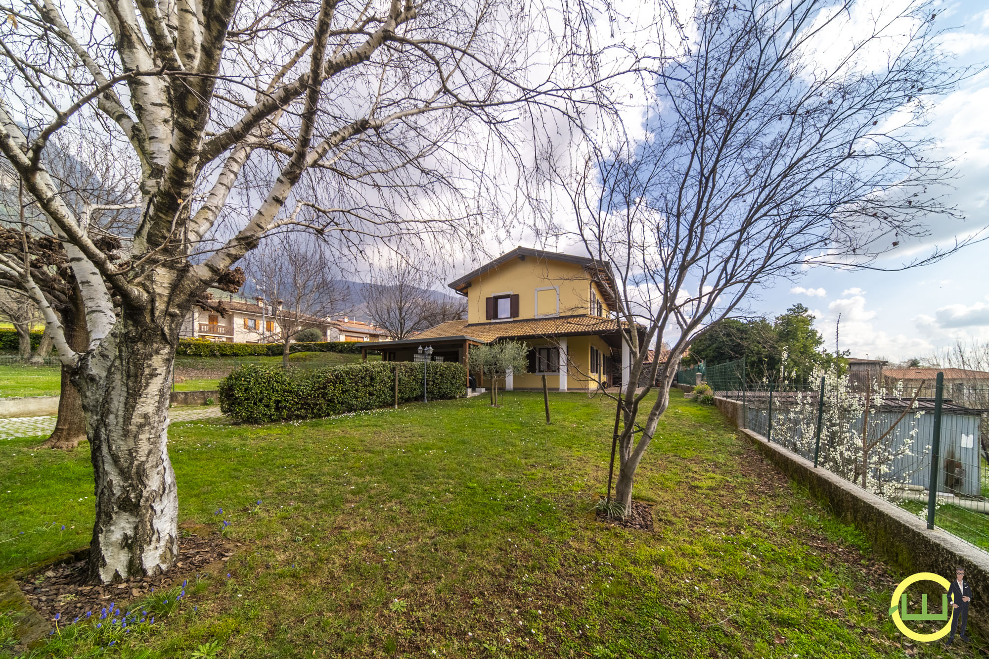 Media numero 17 di GEMONA VILLETTA INDIPENDENTE CON GIARDINO!