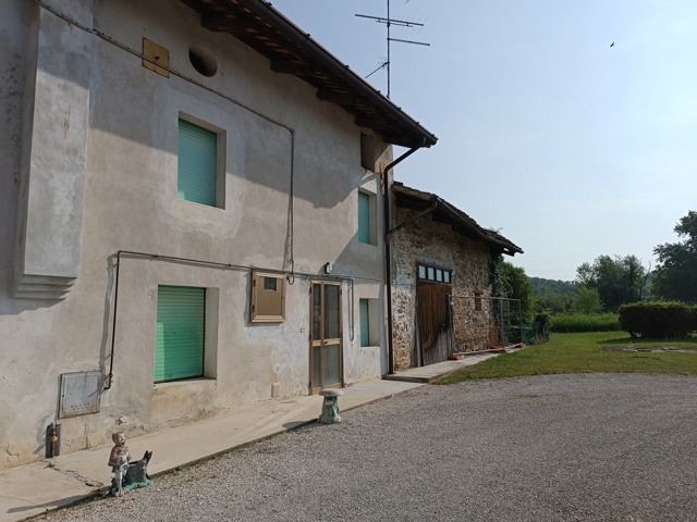 Media numero 4 di CASA IN LINEA IN BORGO RESIDENZIALE A MANZANO