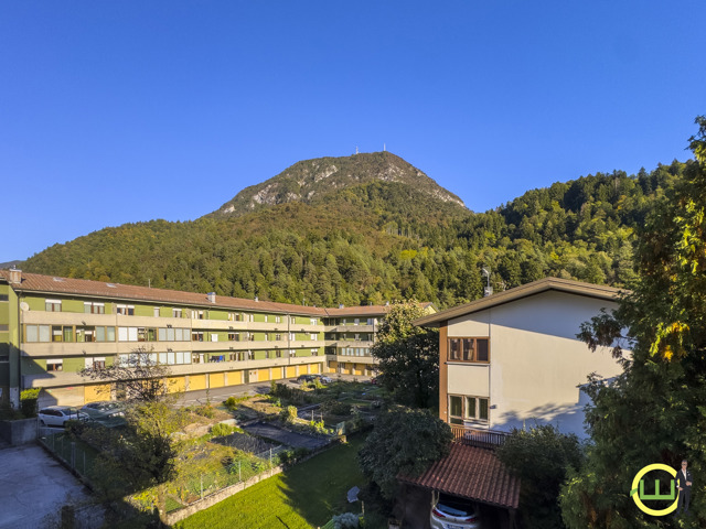 Media numero 19 di TOLMEZZO, AMPIO BICAMERE TERRAZZATO,RISTRUTTURATO CON GARAGE