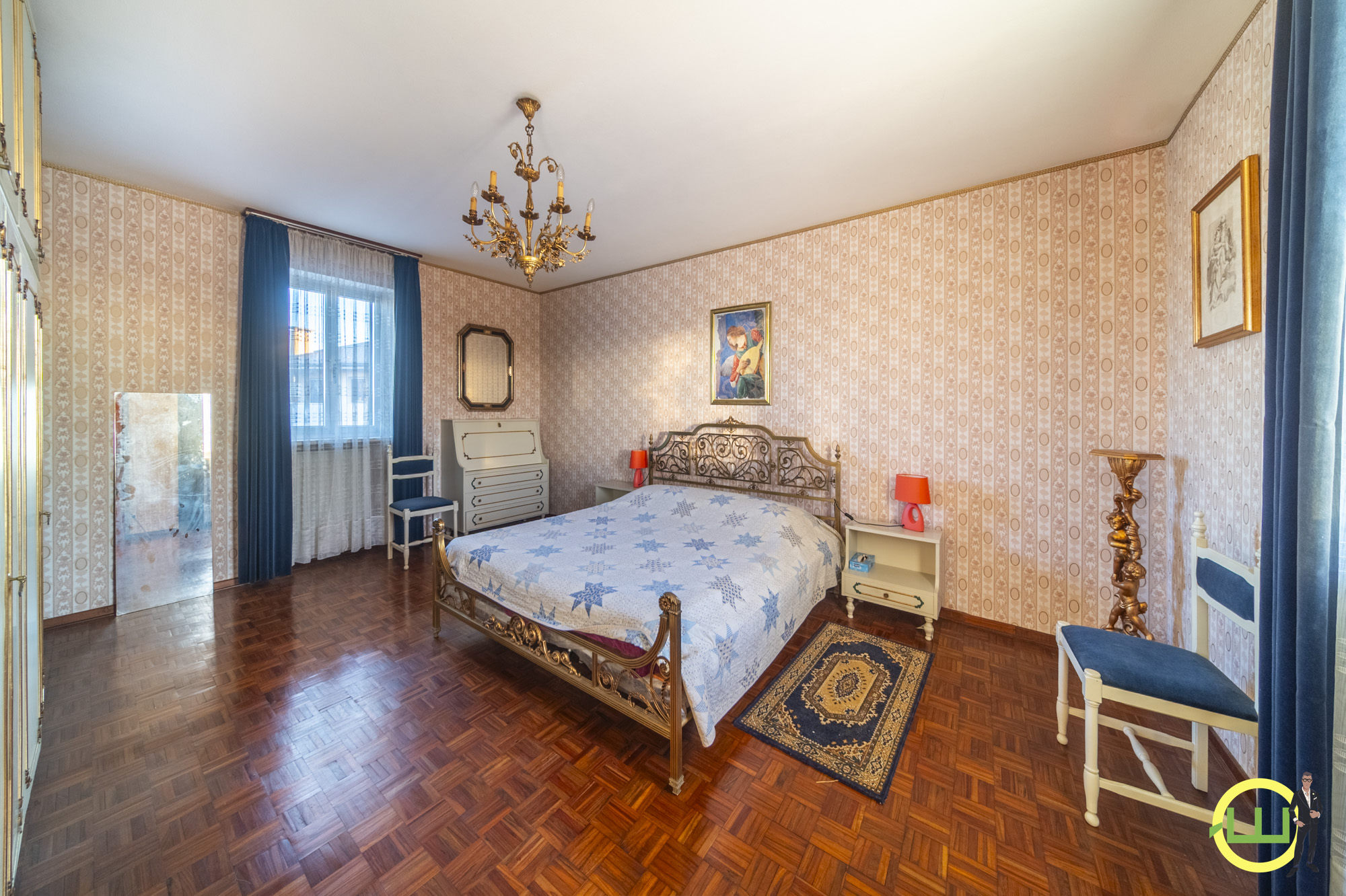 Media numero 30 di SPAZIOSA CASA INDIPENDENTE CON DOPPIO GARAGE E GIARDINO