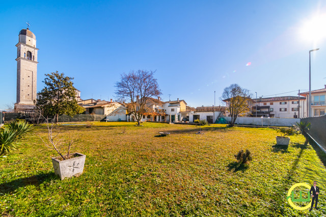 Media numero 29 di CASA CON AMPIO GIARDINO A CAMPOFORMIDO
