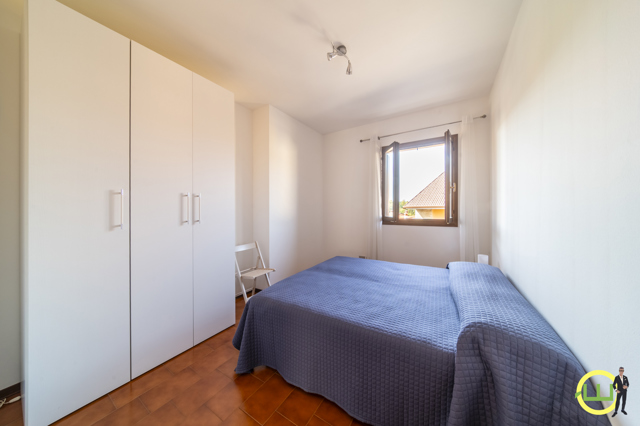 Media numero 8 di BICAMERE CON ARREDO MODERNO BOX AUTO E CANTINE - FORGARIA
