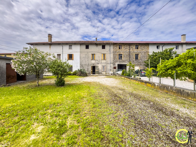 Immagine di CASA INDIPENDENTE CON AMPIO GIARDINO A BERTIOLO