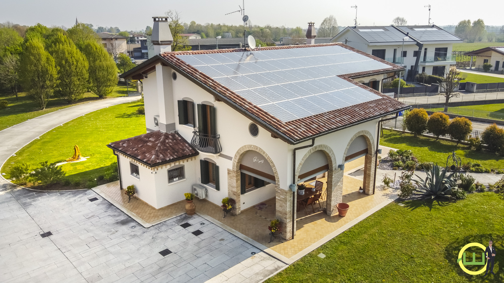 Media numero 107 di MERAVIGLIOSA VILLA CON DEPANDANCE A PORTOGRUARO