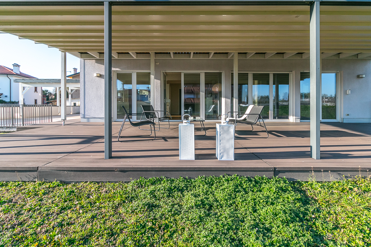 Media numero 6 di VILLA LUCE