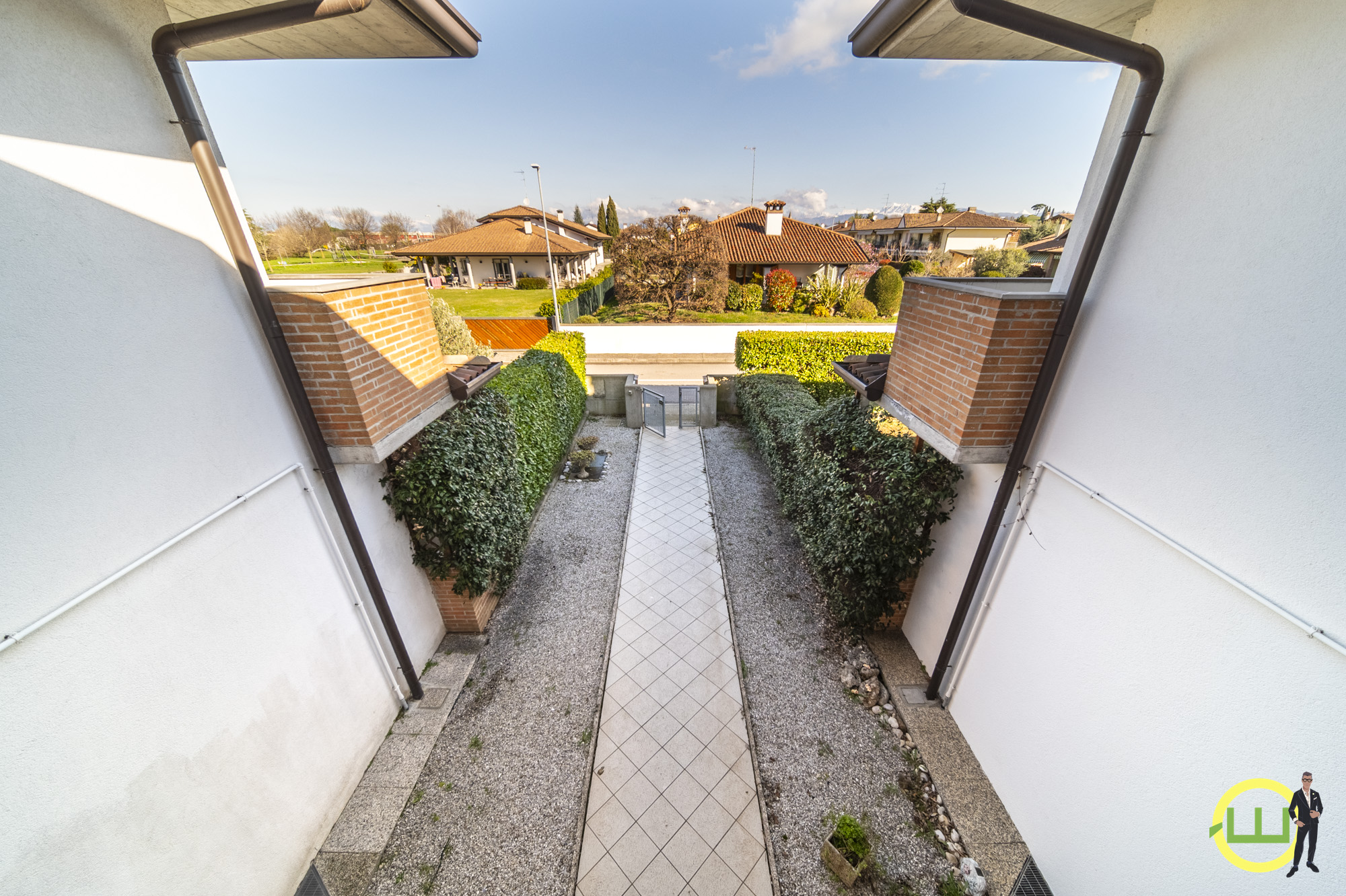 Media numero 2 di APPARTAMENTO TERRAZZATO CON UNA CMERA DA LETTO A BUTTRIO
