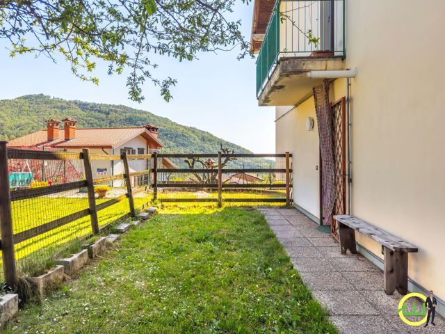 Media numero 2 di VILLETTA DI TESTA CON TAVERNA E AMPI SPAZI A MONTENARS 