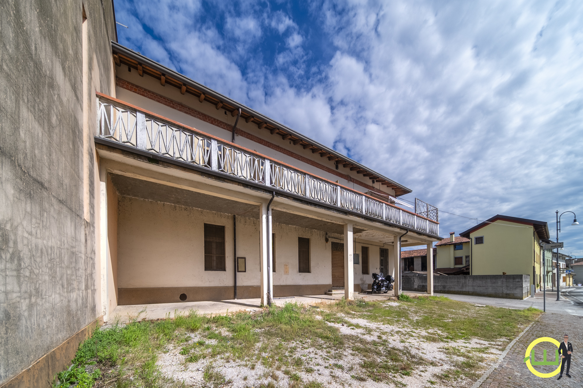 Media numero 23 di CASA INDIPENDENTE CON APPARTAMENTO RISTRUTTURATO E GIARDINO A NESPOLEDO
