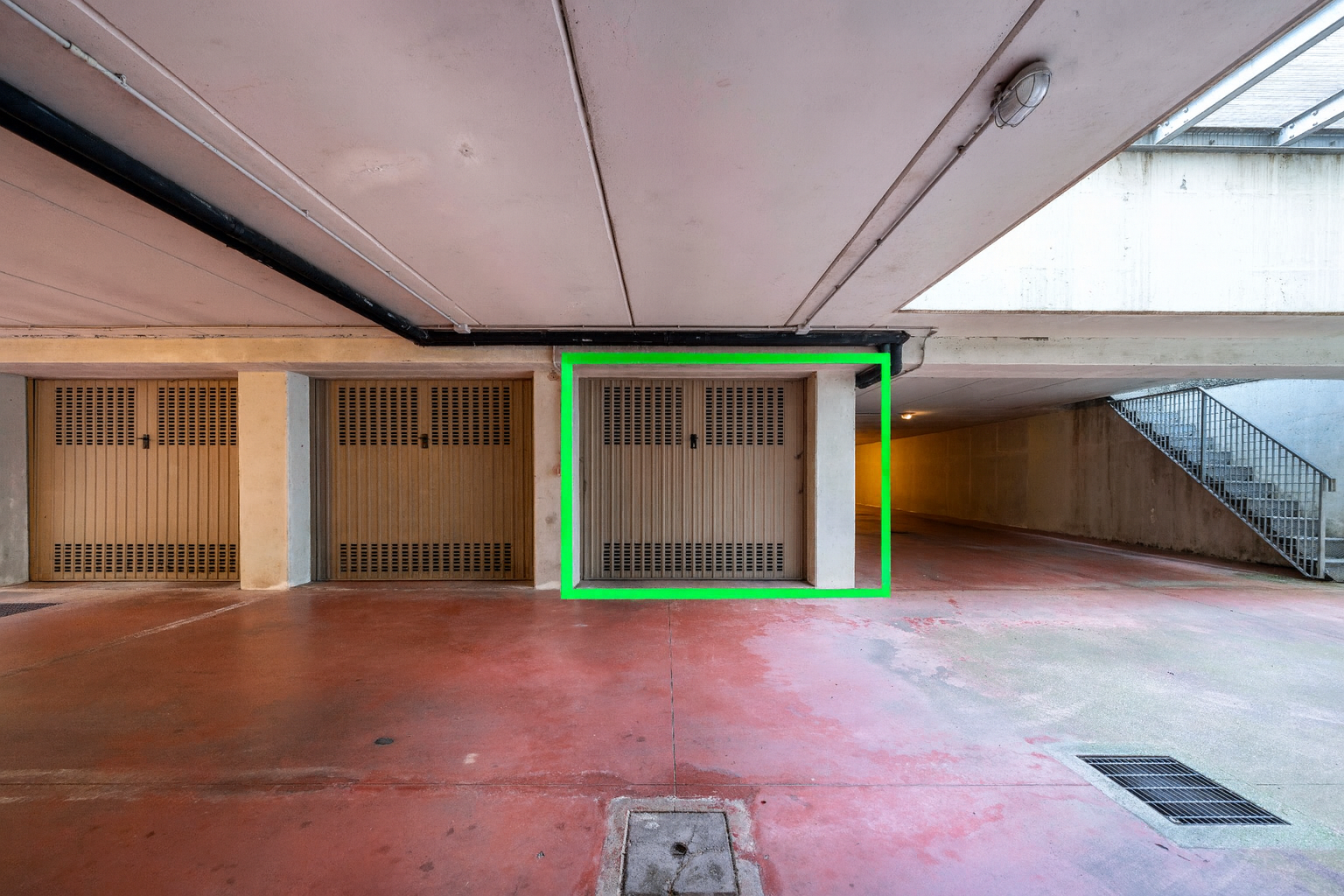 Media numero 21 di Parco Moretti Bicamere con Giardino e Garage