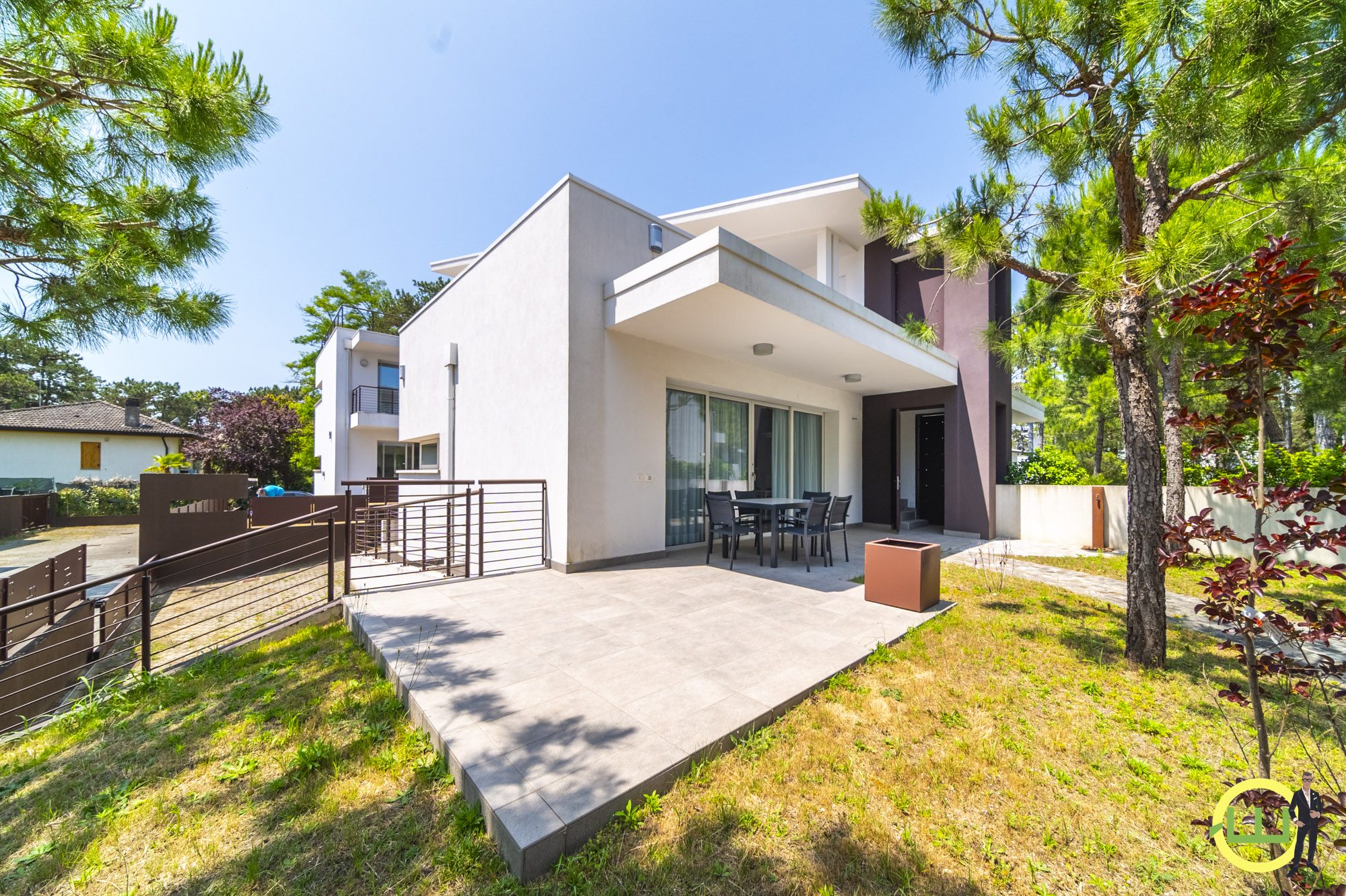 Immagine di VILLA LIGNANO PINETA CON PISCINA