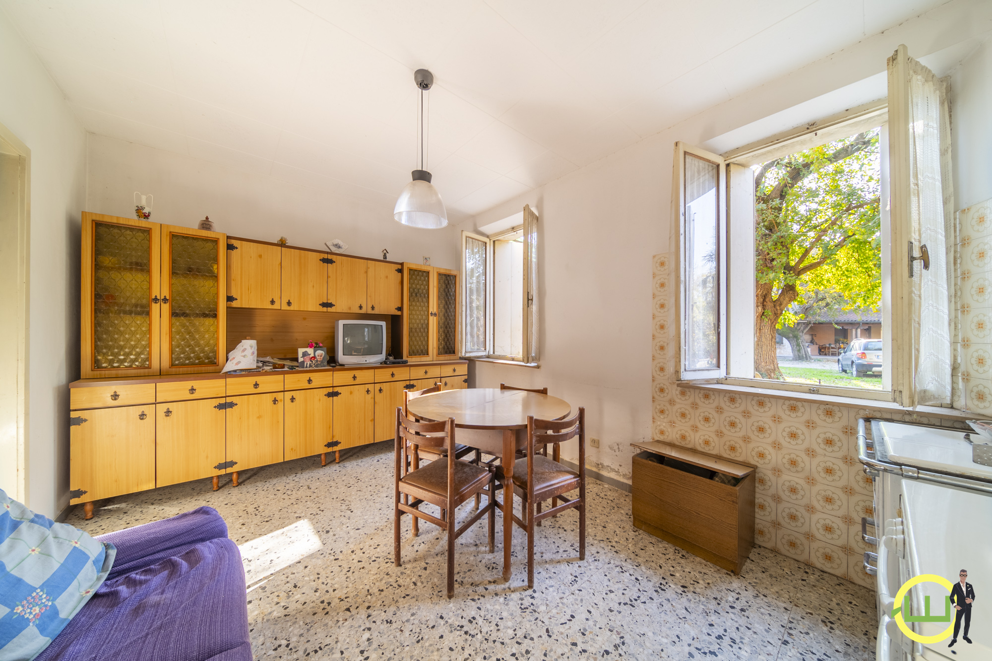 Media numero 4 di LUMINOSA CASA IN SASSO CON AMPIO DEPOSITO E SPAZIO VERDE A CODROIPO