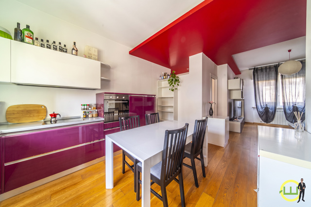 Media numero 3 di IN PIENO CENTRO  APPARTAMENTO BICAMERE RESTAURATO A CORMONS