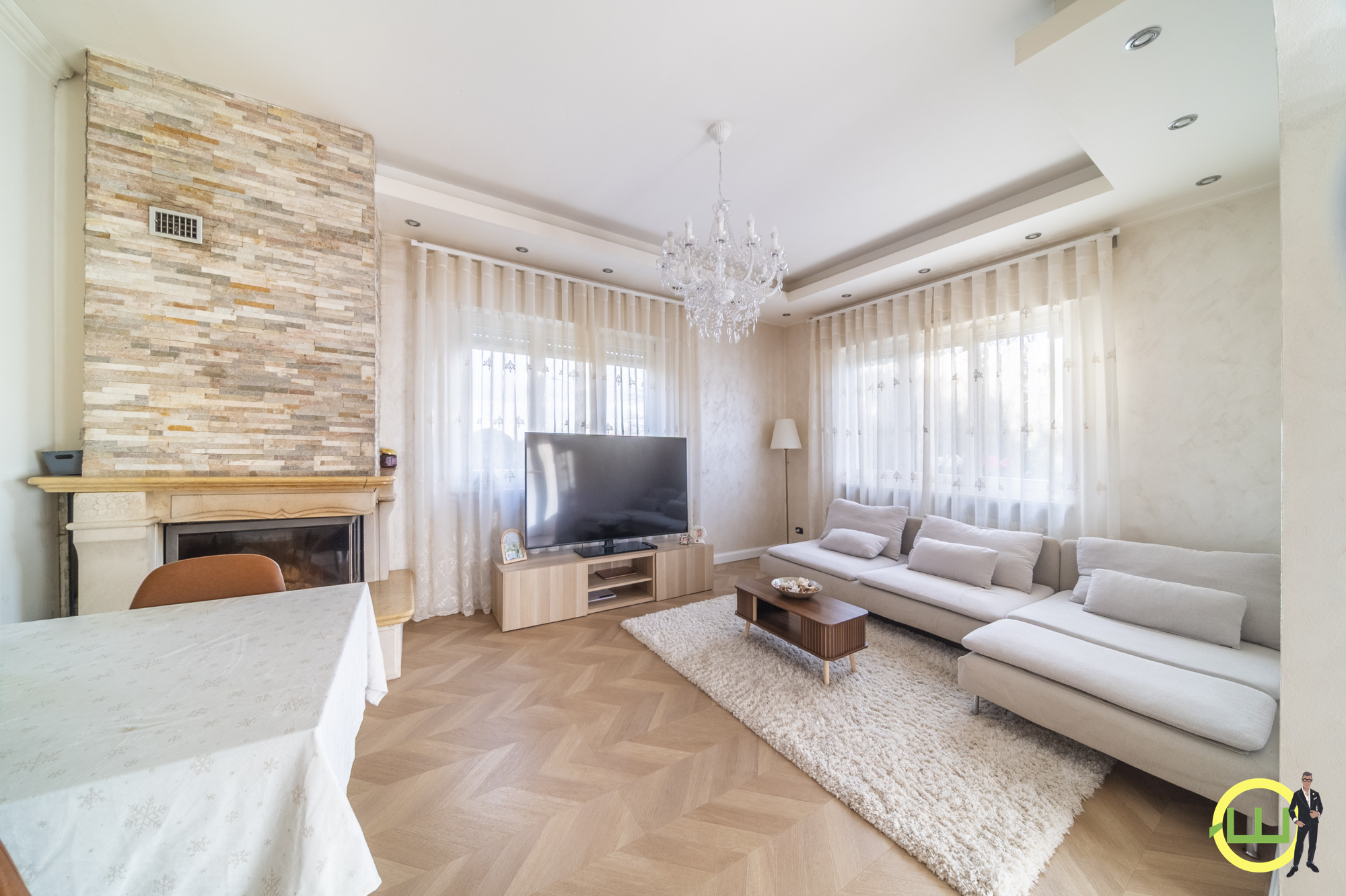 Media numero 3 di VILLA SINGOLA CON GIARDINO ESCLUSIVO A MANZINELLO