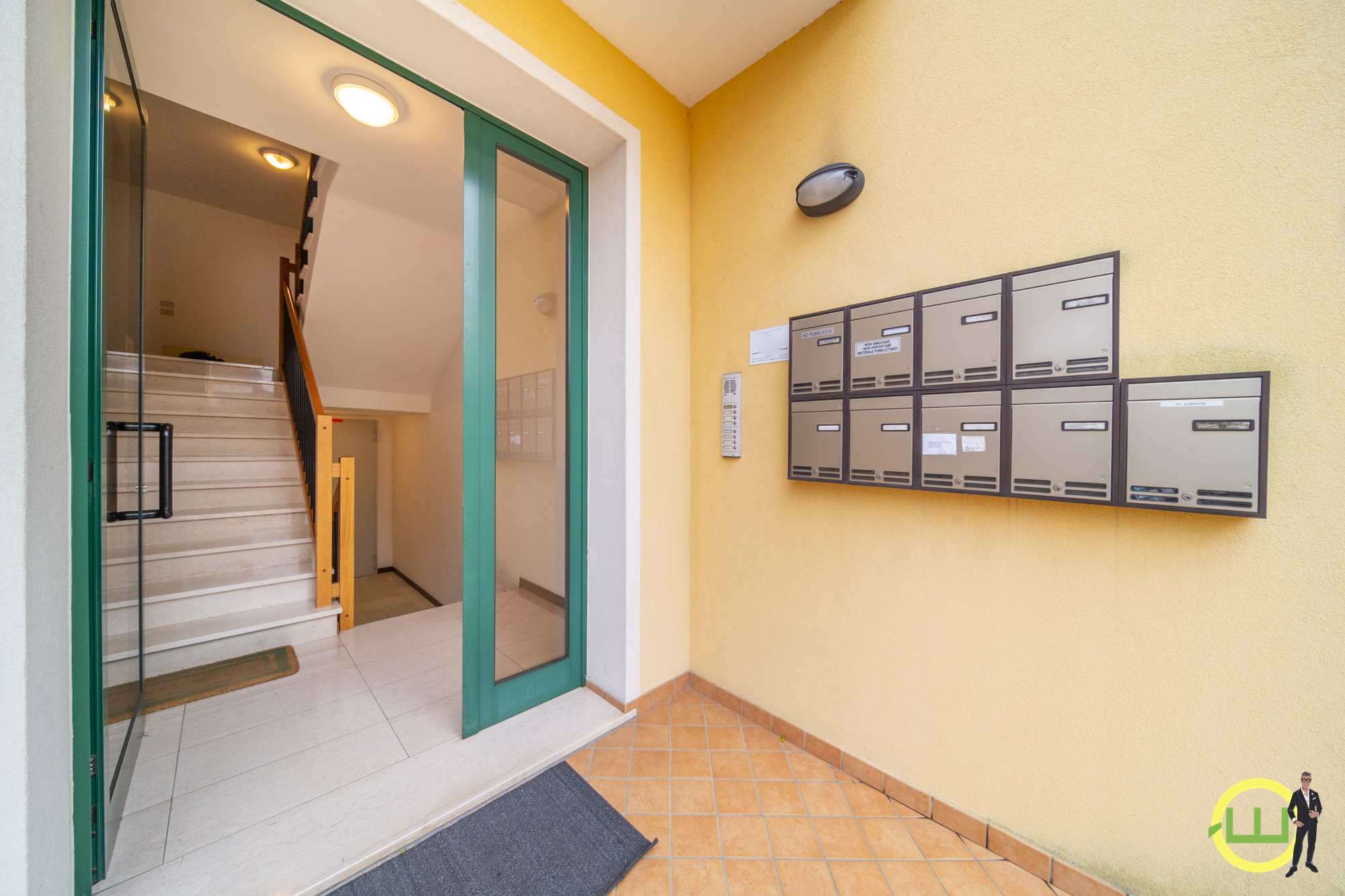 Media numero 18 di LUMINOSO BICAMERE ZONA OSPEDALE A LATISANA