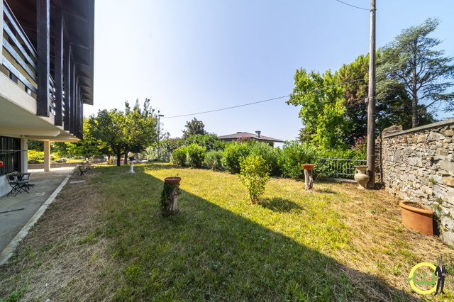 Media numero 41 di BUJA CASA INDIPENDENTE IN ZONA ESCLUSIVA