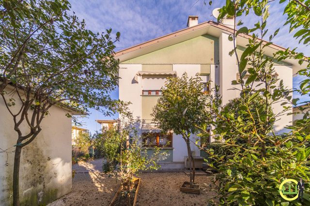 Media numero 29 di APPARTAMENTO IN BIFAMILIARE CON GIARDINO ESCLUSIVO A CODROIPO
