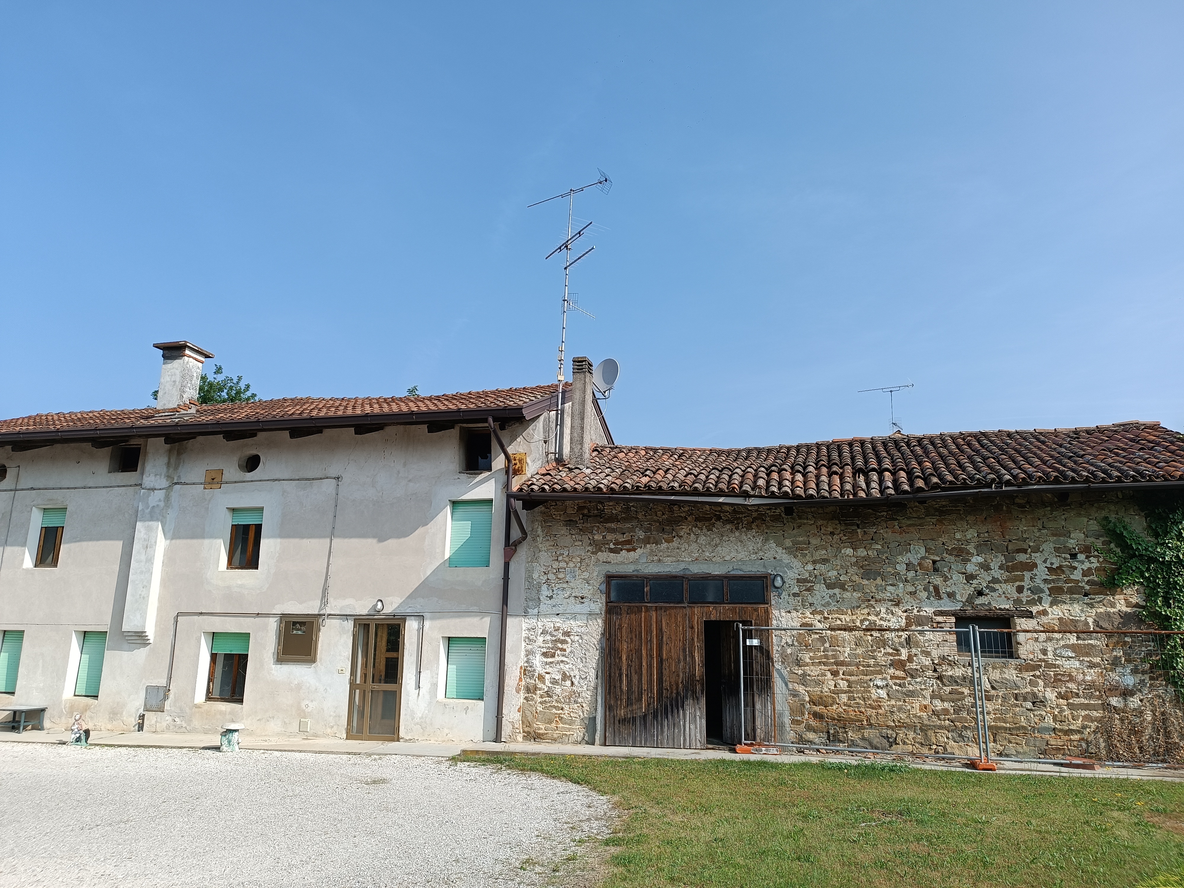 Media numero 2 di CASA IN LINEA IN BORGO RESIDENZIALE A MANZANO
