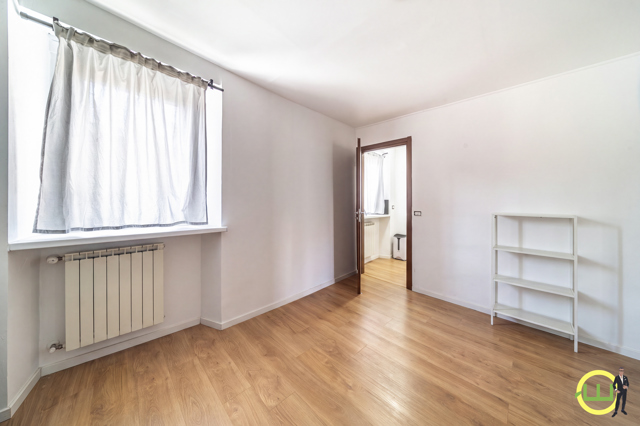 Media numero 12 di VILLETTA A SCHIERA BICAMERE CON GIARDINO PRIVATO IN CENTRO A SAN LORENZO ISONTINO