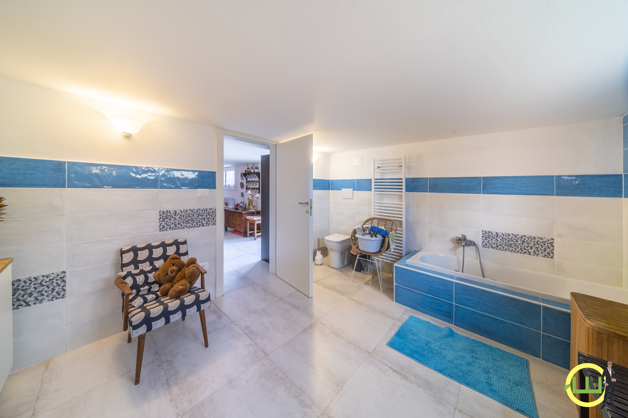 Media numero 7 di VILLA INDIPENDENTE CON AMPIO GIARDINO PIANTUMATO - CLASSE B