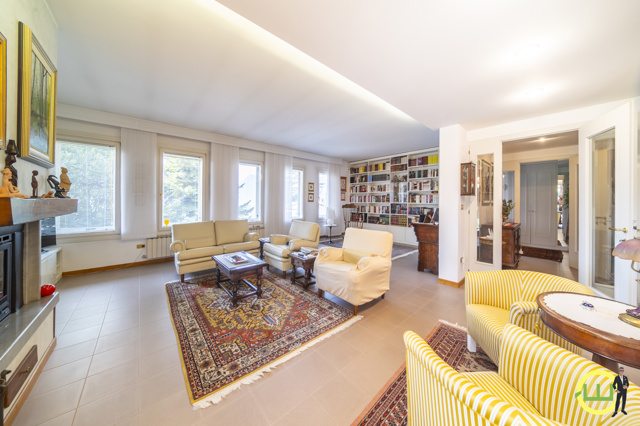 Media numero 3 di GEMONA DEL FRIULI PRESTIGIOSA VILLA DI 390 MQ!