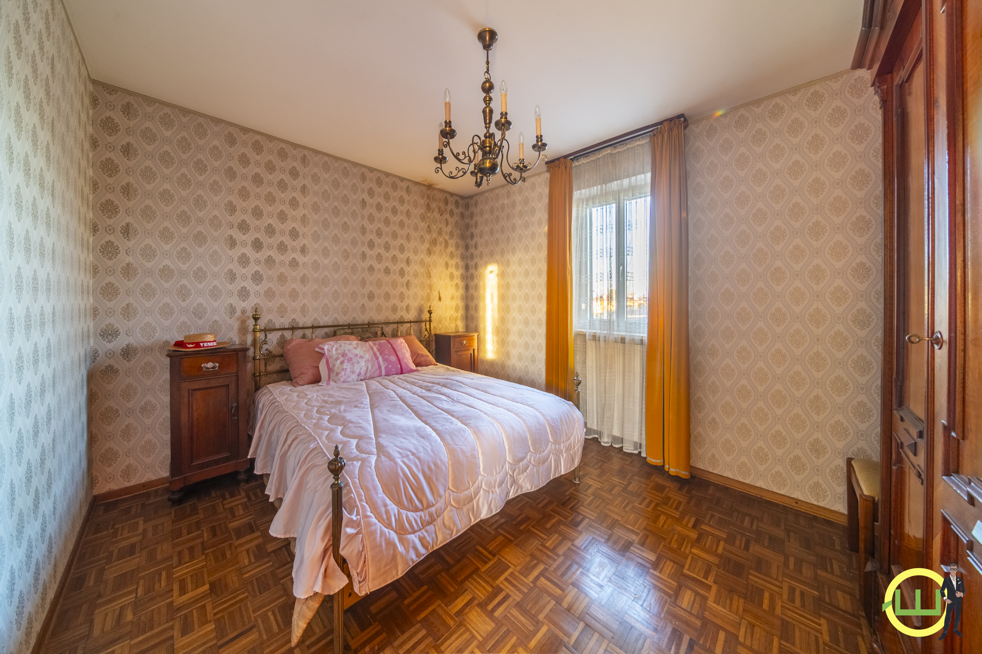 Media numero 28 di SPAZIOSA CASA INDIPENDENTE CON DOPPIO GARAGE E GIARDINO