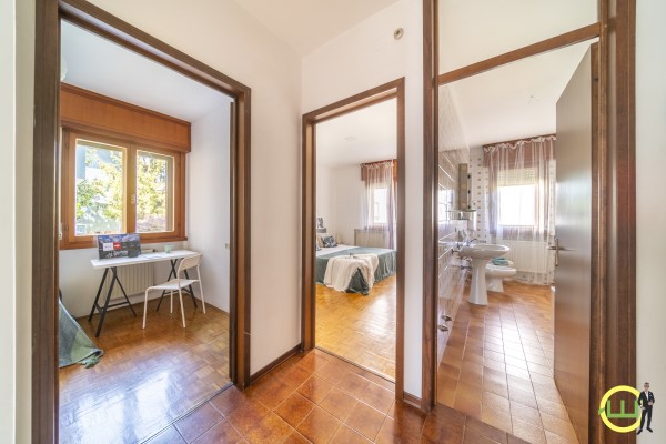 Media numero 13 di BICAMERE VIA GRAONET UD