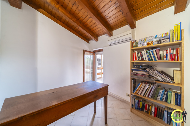 Media numero 15 di TERRACIELO PRONTO INGRESSO CON GIARDINO A MORTEGLIANO