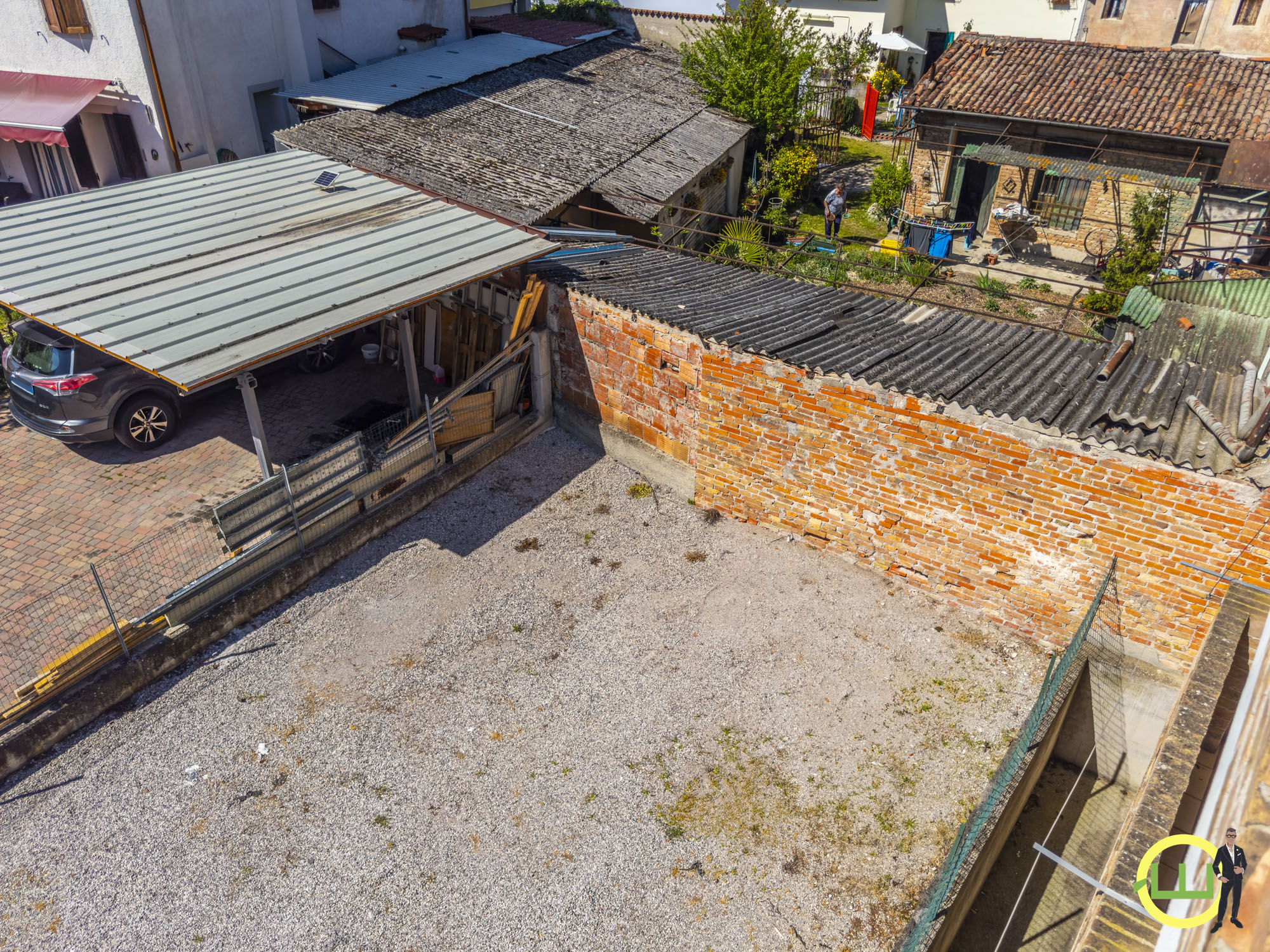 Media numero 33 di LUMINOSO ED AMPIO TRICAMERE IN PIENO CENTRO A RIVIGNANO