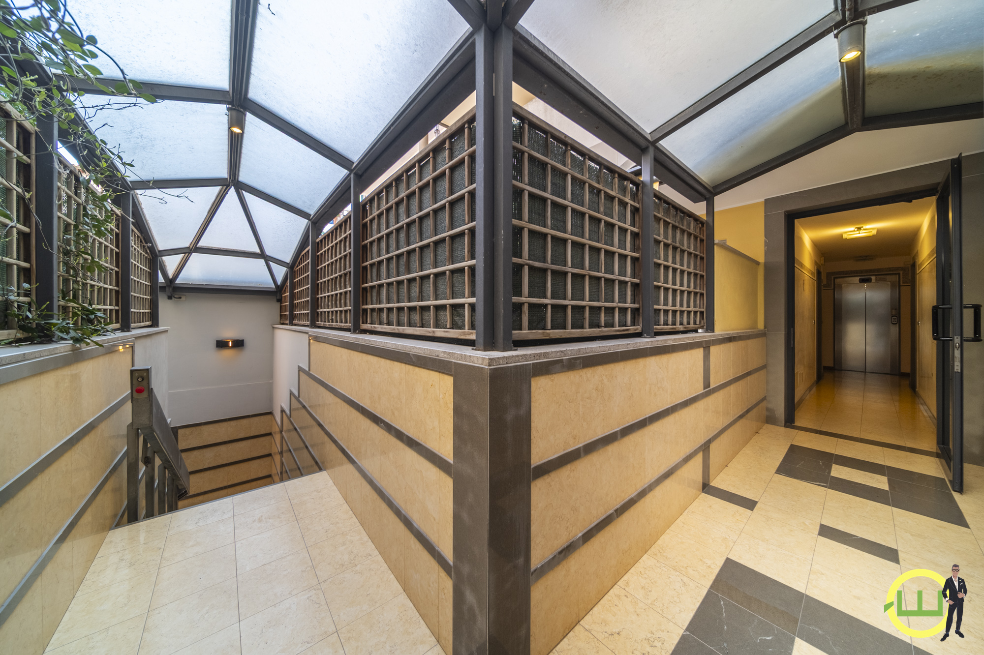 Media numero 13 di ESCLUSIVO BILOCALE CON AMPIA TERRAZZA IN CENTRO A GRADO