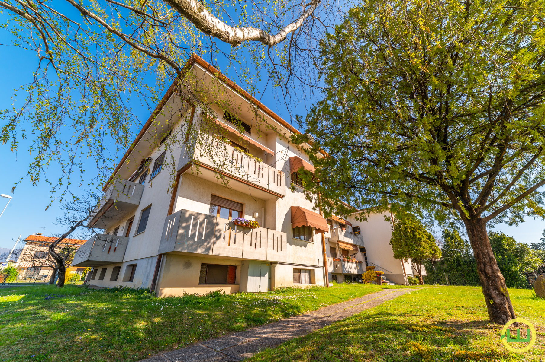 Immagine di BELLISSIMO APPARTAMENTO MANSARDATO A BUJA!