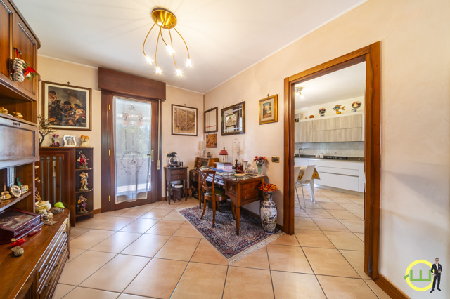 Media numero 6 di BICAMERE BISERVIZI TERRAZZATISSIMO CENTRO STUDI UD